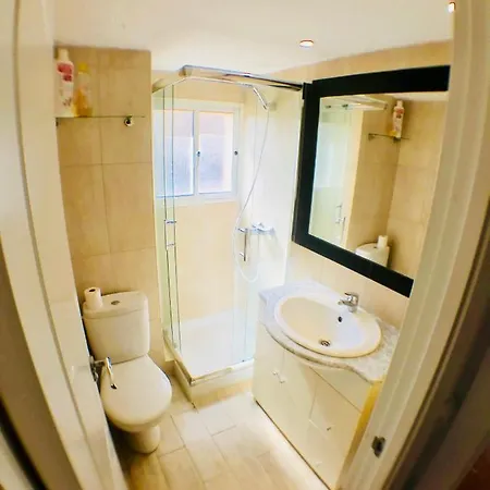 Fully Furnished Luxury By The Beach. Apartamento Torremolinos